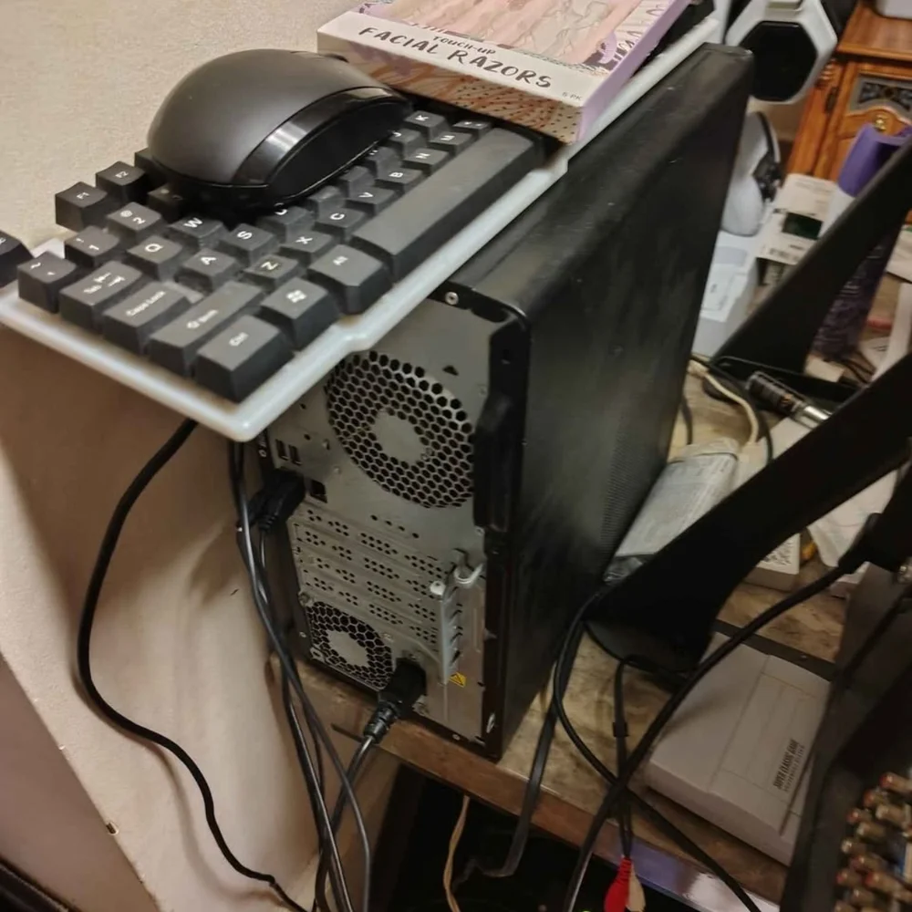 HP Carbon Black Desktop with Accessories